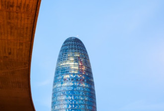 Torre agbar depositphotos 25914187 original